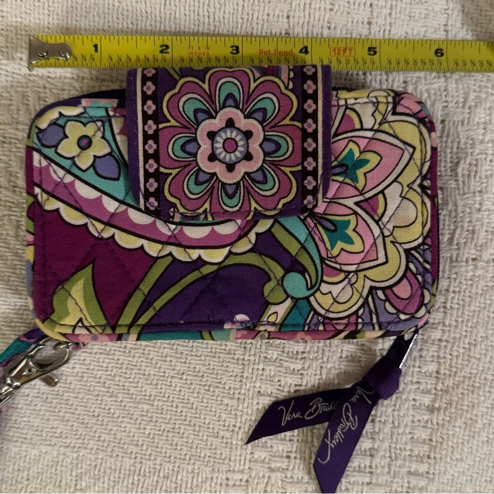 Excellent used condition, Vera Bradley wristlet in a paisley/floral print